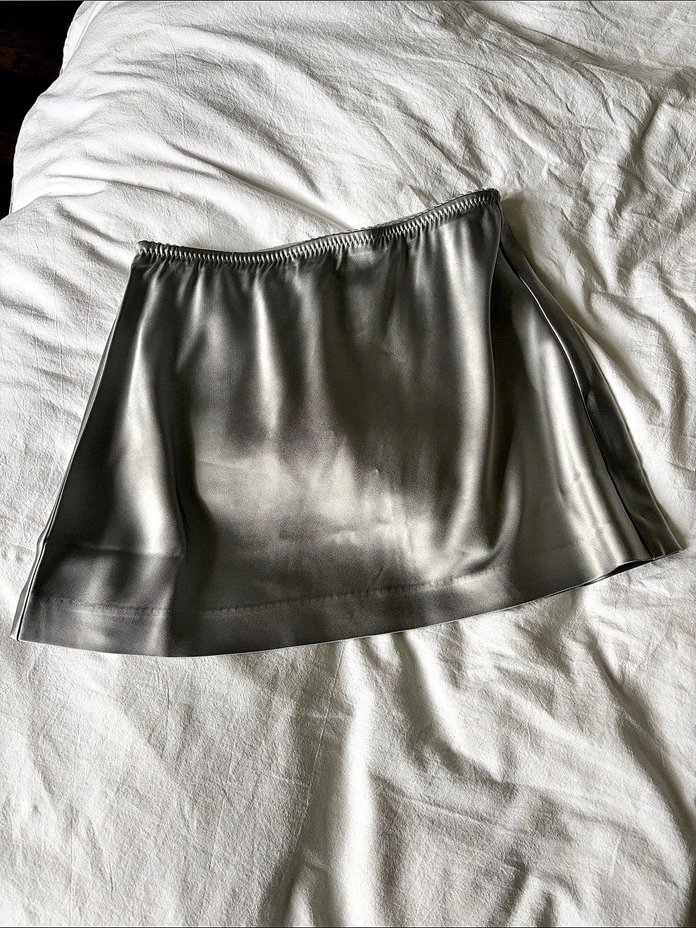 SKIMS Silver Mini Skirt Size Medium NWT
